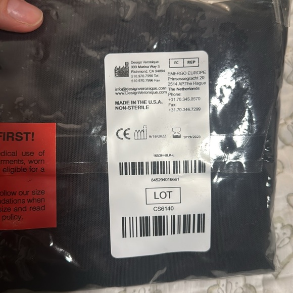 Design Veronique Style 1653H
Non-Zippered High-Back Body Girdle L - Picture 10 of 10